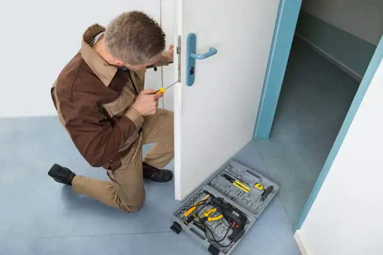 Commercial door service for a Pearland, TX suite
